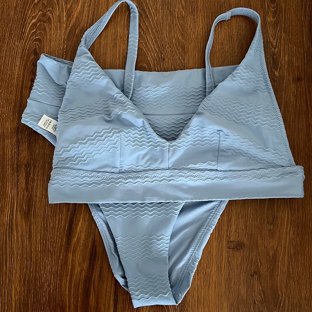 Aerie High Cut Cheeky Bottom and Scoop Bikini Top